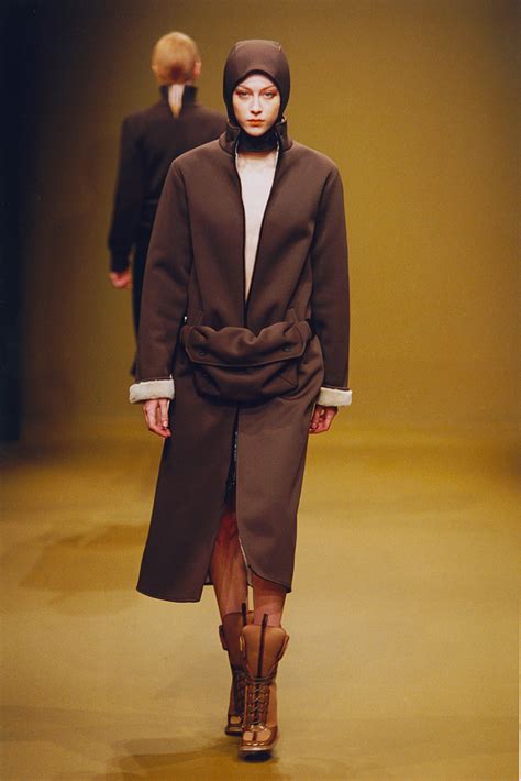 Fall Winter 1999 Fashion Show .